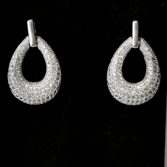 CZ Pave drop hoop earrings in silver 🆕 - Picture 2 of 8